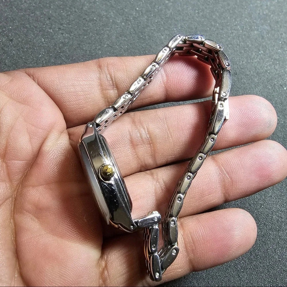 Armitron Gold/Silver Toned Women’s Quartz Watch 75/5195TT Working - Picture 6 of 9